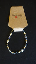Glass bead bracelet