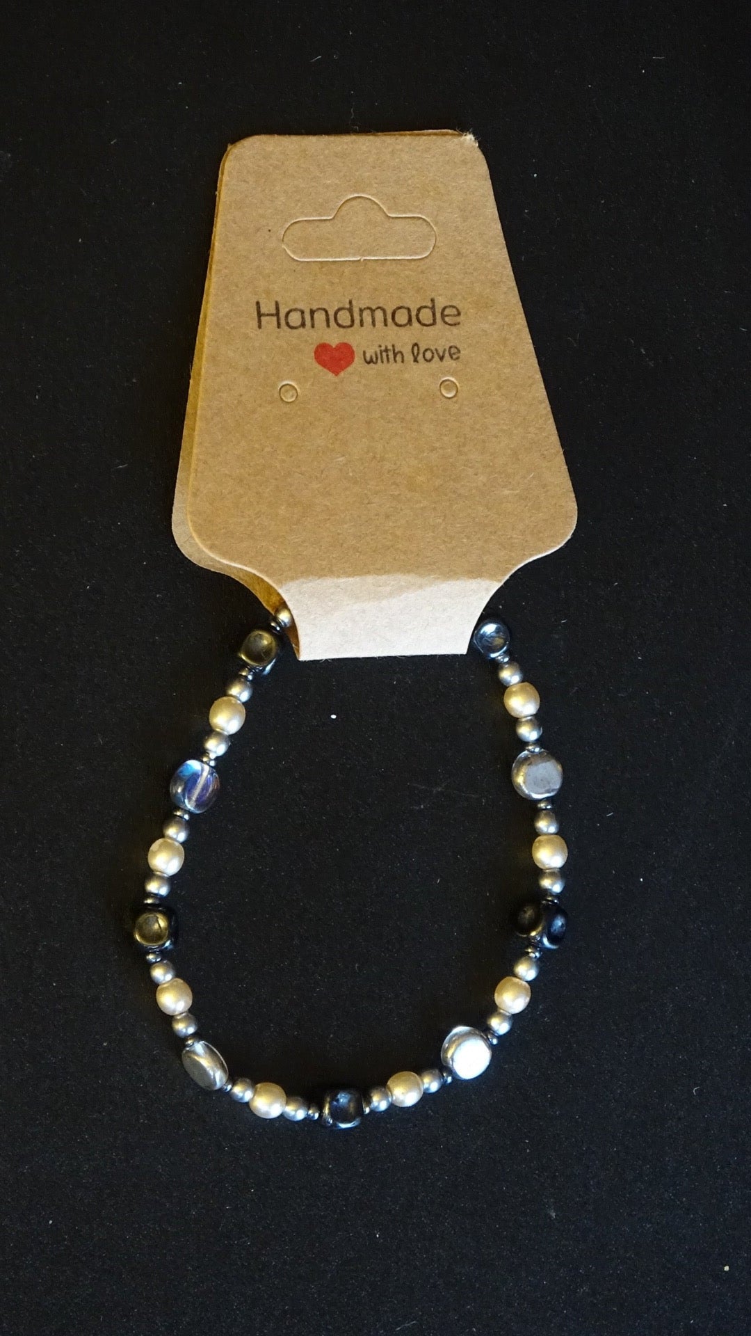 Glass bead bracelet