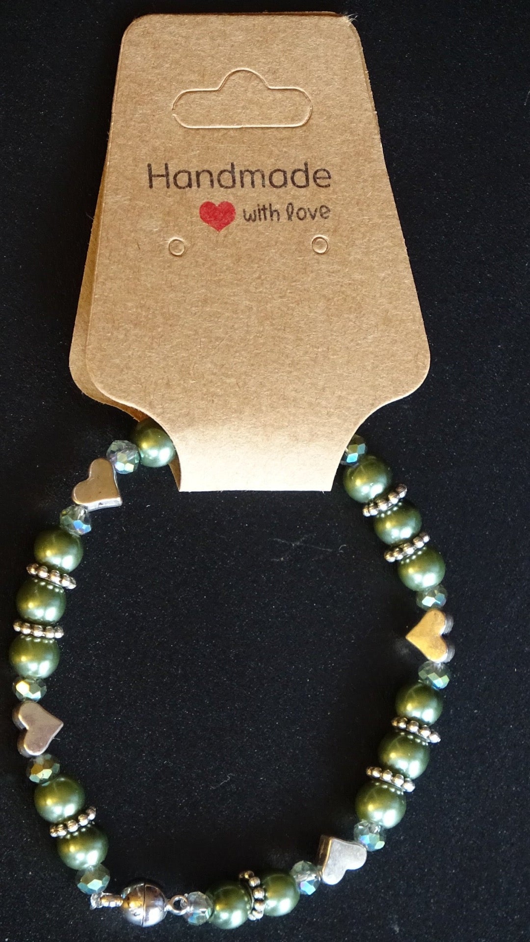 Green pearl & silver heart bracelet